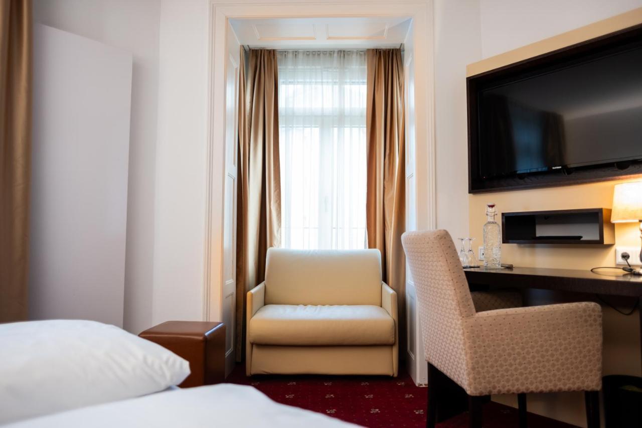 ראפנסבורג Pucci Baerengarten Stadthotel מראה חיצוני תמונה