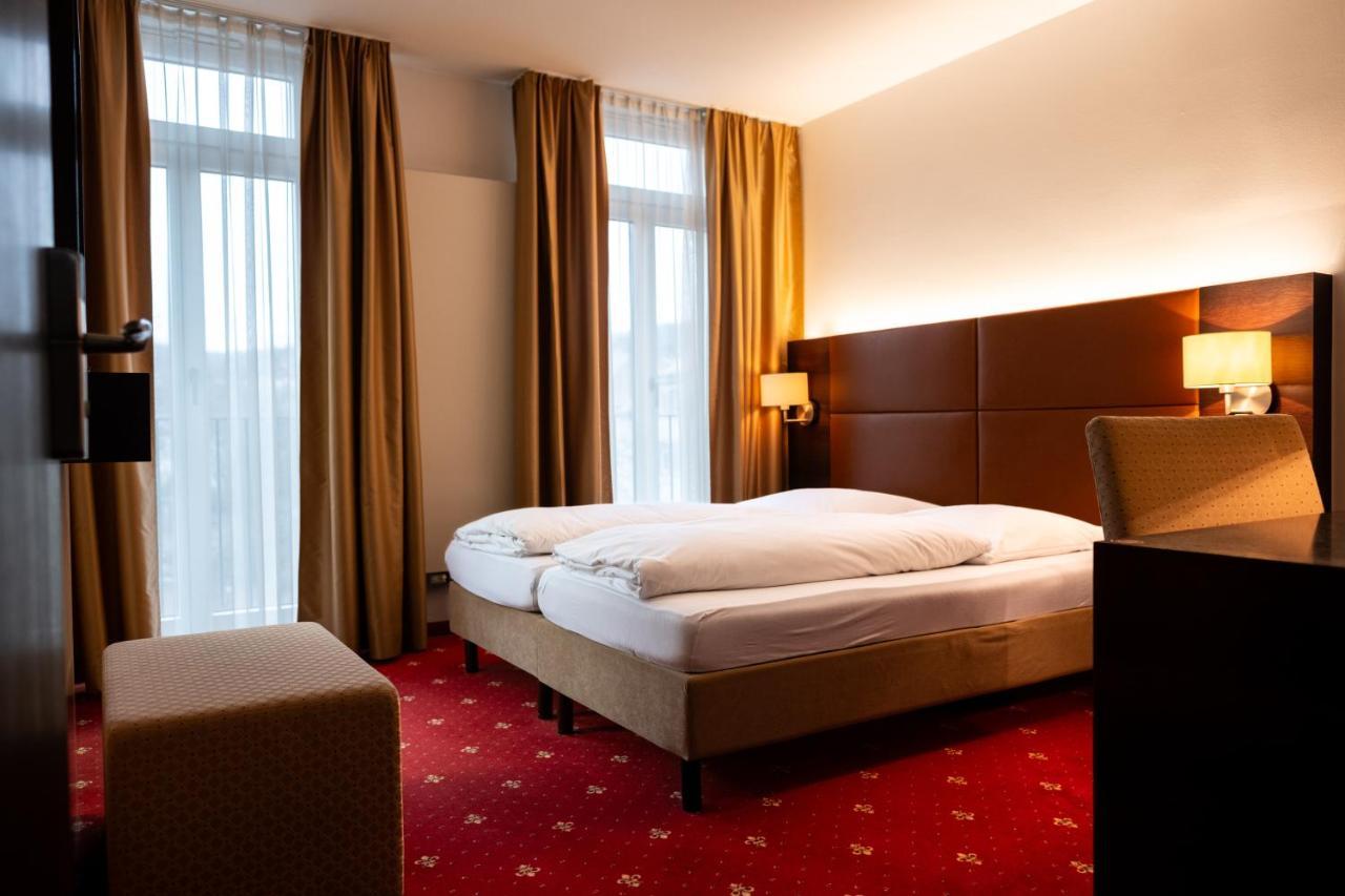 ראפנסבורג Pucci Baerengarten Stadthotel מראה חיצוני תמונה